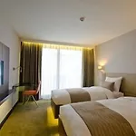 انسيتي نيسانتاسي فندق 3*