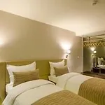 انسيتي نيسانتاسي فندق 3*