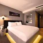 انسيتي نيسانتاسي 3*
