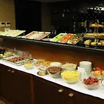 فندق انسيتي نيسانتاسي